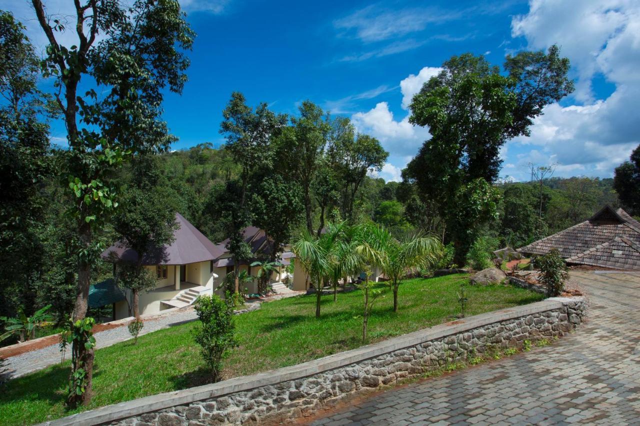 Spices Lap, Thekkady Hotel Buitenkant foto