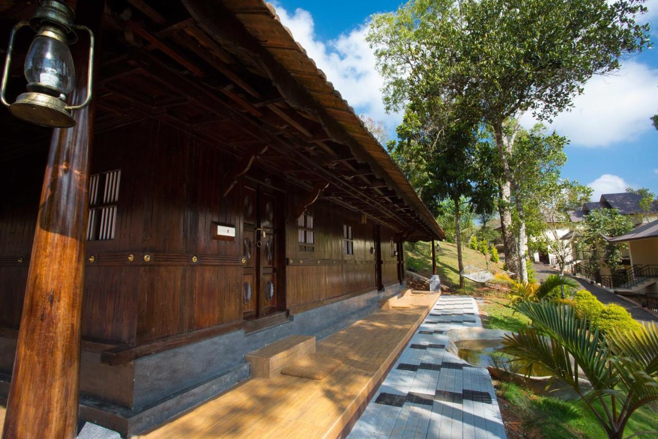 Spices Lap, Thekkady Hotel Buitenkant foto