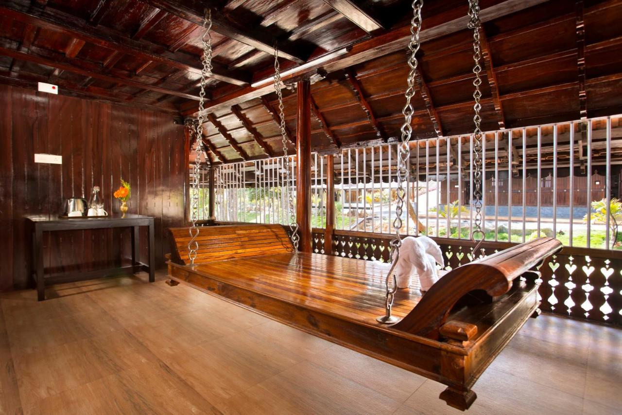 Spices Lap, Thekkady Hotel Buitenkant foto